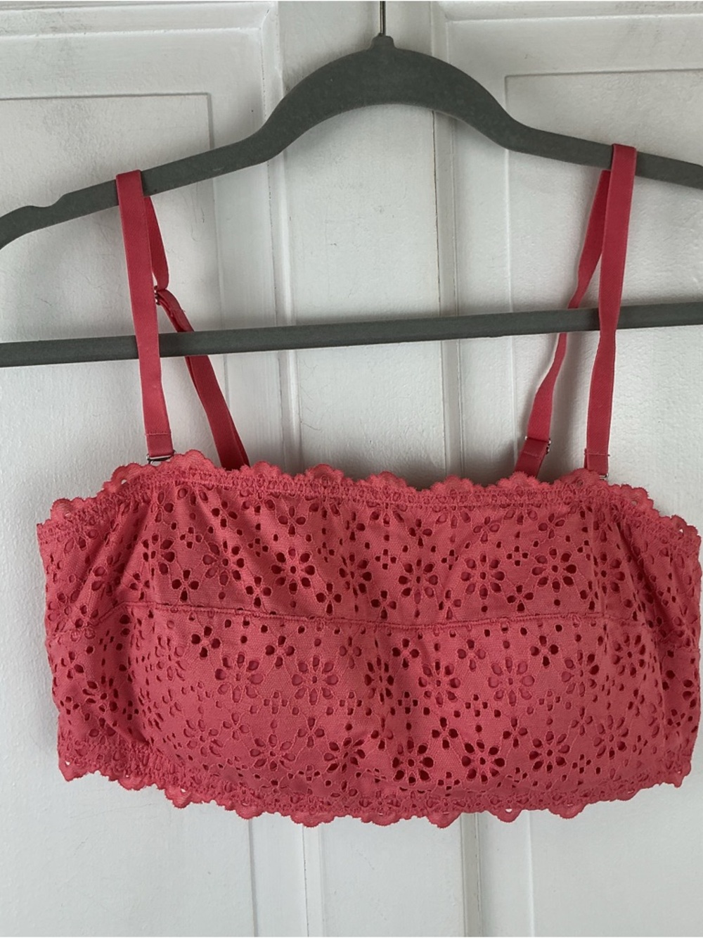 Auden Women's Eyelet Lace Lightly Lined Bandeau Bralette Coral Boho